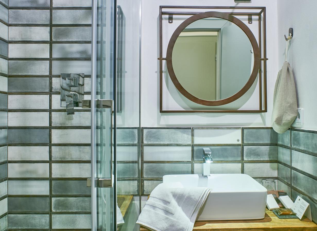 Design Double Room without Lift