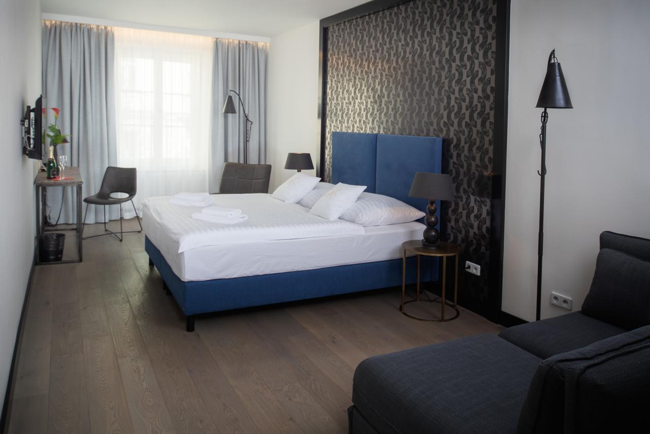 Design Double Room without Lift